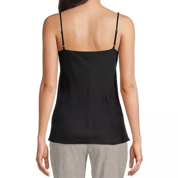 Karl Lagerfeld Women Cowl Neck Embellished Straps Tank Top Gold Chain
Medium - Picture 5 of 5